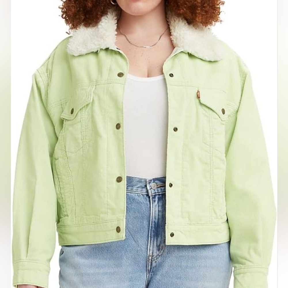 NWT Levi's Women's Sherpa Baby Baggy Trucker Jacket